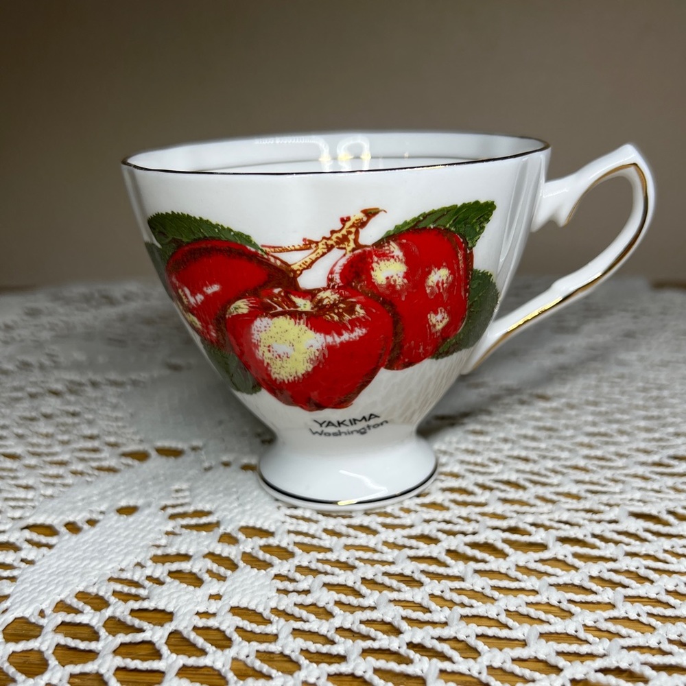Taylor & Kent Bone China Collaboration England Yakima WA Apple Tea Cup Signed b